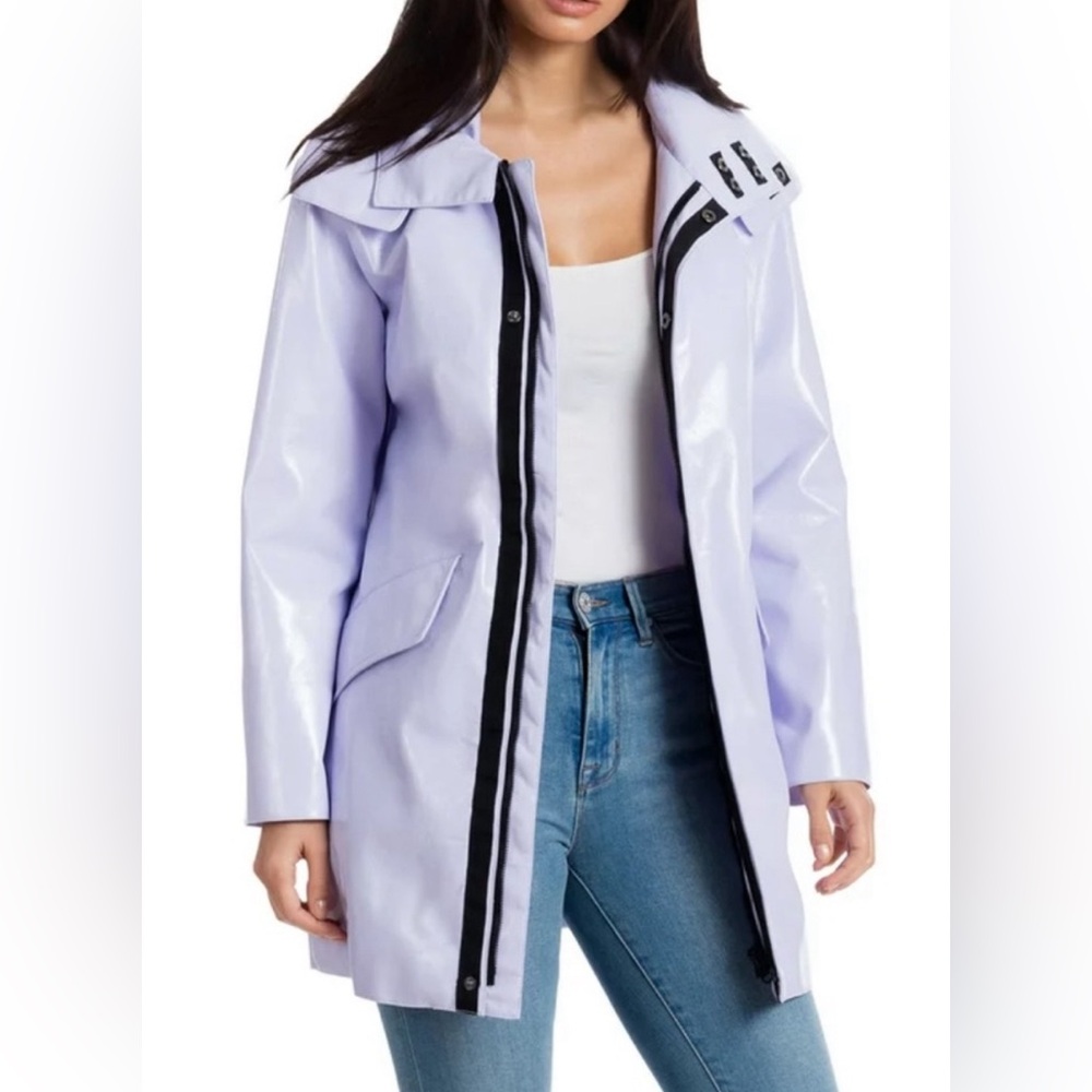 Avec Les Filles Lavender Faux Patent Raincoat with hood Size Medium Like New